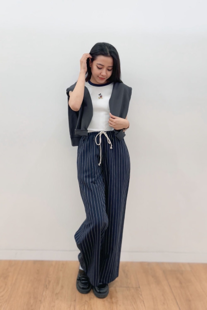 Футболка UNIQLO с вышивкой Mickey Mouse 1159833990 (Белый S)