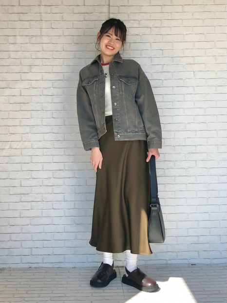 Футболка UNIQLO с вышивкой Mickey Mouse 1159834060 (Белый S)