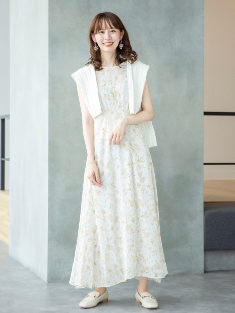 Женский кардиган UNIQLO 1159829078 (Молочный XL)