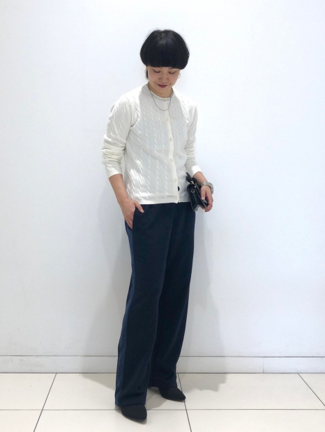 Женский кардиган UNIQLO 1159829078 (Молочный XL)