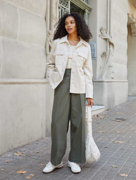 Костюм из вельвета куртка-рубашка и брюки UNIQLO 1159832735 (Белый S)