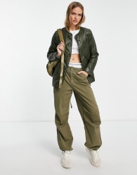 Женская стеганая куртка Calvin Klein 1159801293 (Зеленый, XL)
