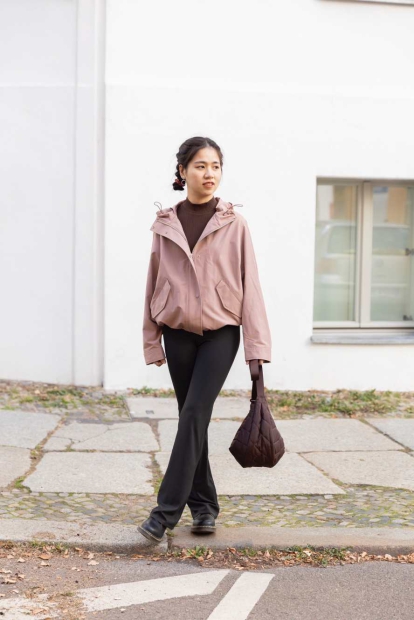 Эластичный лонгслив UNIQLO водолазка в рубчик 1159826949 (Коричневый S)