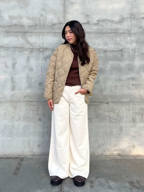 Эластичный лонгслив UNIQLO водолазка в рубчик 1159826949 (Коричневый S)