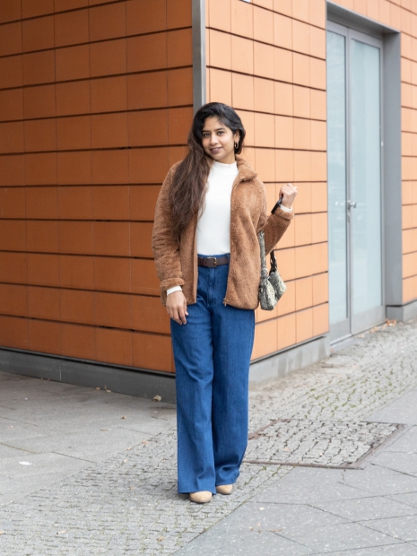 Эластичный лонгслив UNIQLO водолазка в рубчик 1159829246 (Молочный XXL)