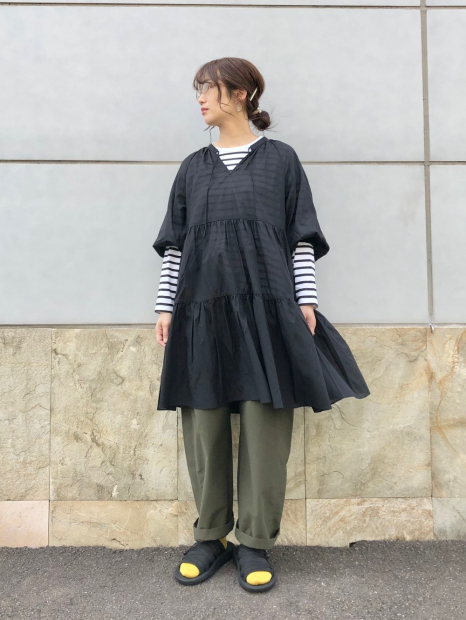 Стильный лонгслив Uniqlo 1159835672 (Белый S)