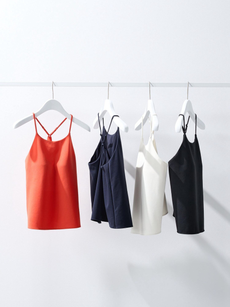 Майка жіноча з вшитими чашками Uniqlo 1159836090 (Молочний S)