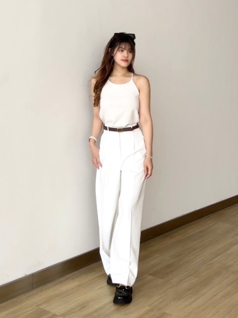 Майка жіноча з вшитими чашками Uniqlo 1159836090 (Молочний S)