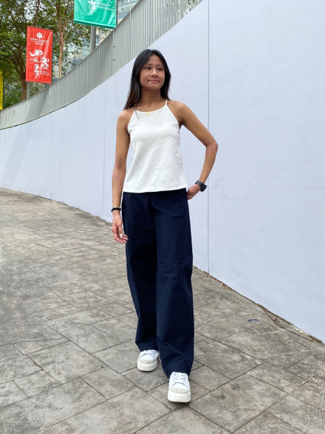 Майка жіноча з вшитими чашками Uniqlo 1159836090 (Молочний S)