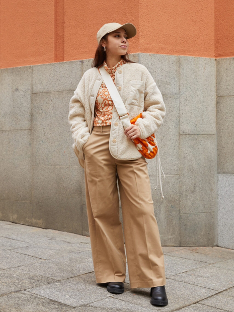 Куртка из экомеха Uniqlo на пуговицах 1159833771 (Молочный XL)
