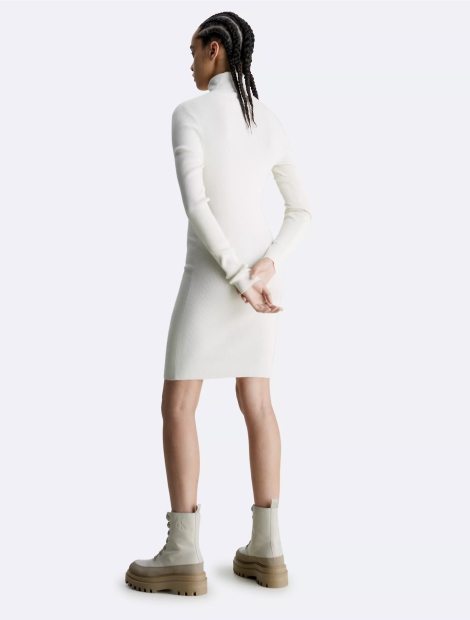 Платье-свитер в рубчик Calvin Klein с высоким воротником 1159804756 (Молочный, S)