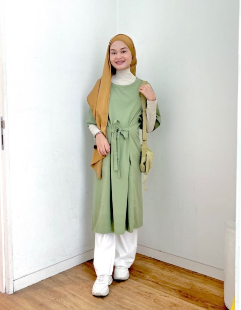 Женское легкое платье UNIQLO 1159807985 (Зеленый, L)