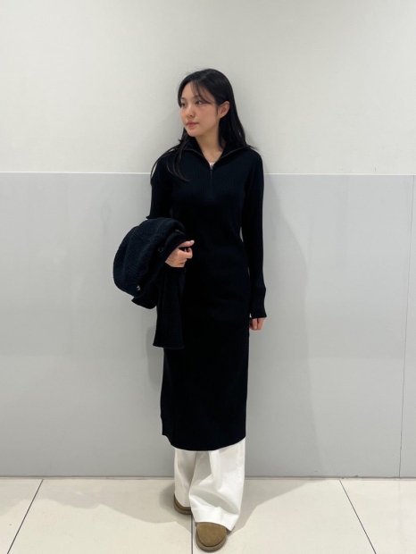 Женское платье Uniqlo в рубчик 1159832748 (Черный L)