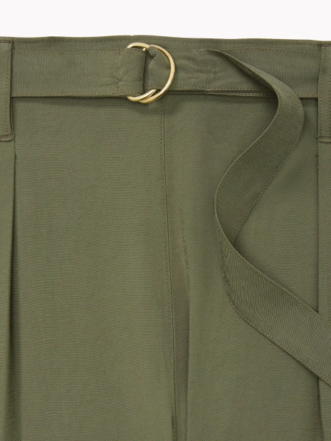 Женские шорты Tommy Hilfiger с поясом 1159806945 (Зеленый, XXL)