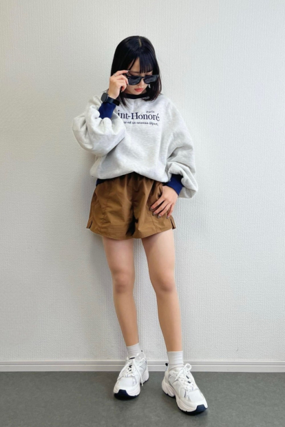 Женские шорты UNIQLO с карманами 1159835431 (Коричневый S)