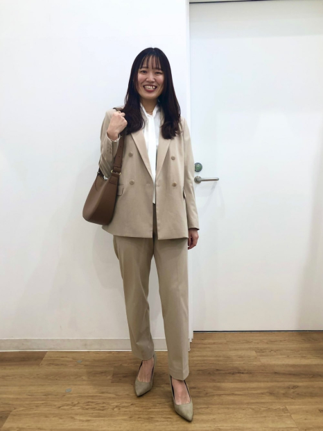 Эластичные брюки UNIQLO 1159835142 (Бежевый M)