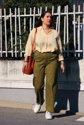 Женские широкие штаны UNIQLO с накладными карманами 1159787367 (Зеленый, 28)