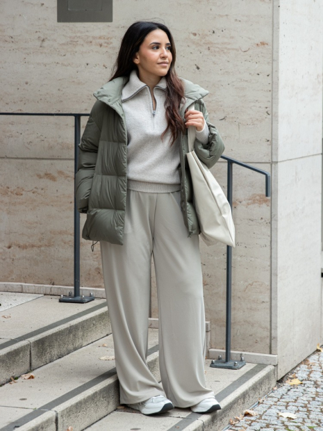 Свитер на полумолнии UNIQLO из шерсти 1159831587 (Бежевый M)