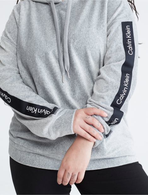 Женское вельветовое худи Calvin Klein с капюшоном 1159783884 (Серый, 3X)