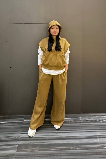Толстовка без рукавов UNIQLO с капюшоном 1159834734 (Коричневый XL)