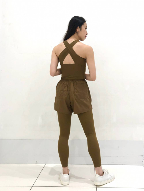 Женский топ Active от UNIQLO со вшитыми чашками 1159834147 (Коричневый S)