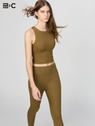 Женский топ Active от UNIQLO со вшитыми чашками 1159834147 (Коричневый S)