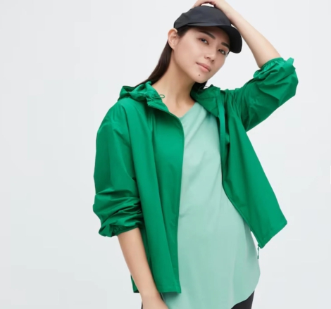 Ветровка Uniqlo защита от ультрафиолета UPF 40+ 1159800776 (Зеленый, M)