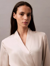 Женский сатиновый халат Calvin Klein 1159835875 (Молочный XS/S)