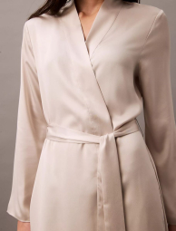 Женский сатиновый халат Calvin Klein 1159835875 (Молочный XS/S)