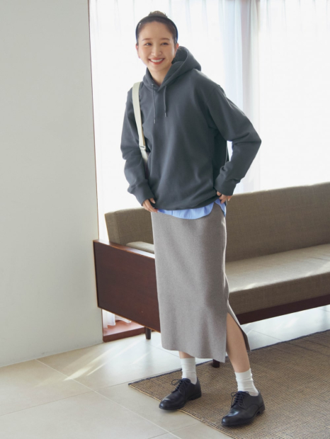 Женская эластичная юбка UNIQLO 1159834740 (Серый M)