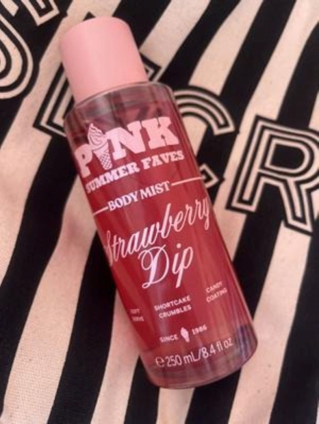 Парфюмированный мист для тела Strawberry Dip от Victoria’s Secret Pink 1159837591 (Розовый 250 ml)