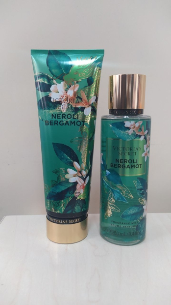 Набір для тіла Neroli Bergamot Victoria's Secret міст та лосьйон 1159801269 (Зелений, 250/236 ml)