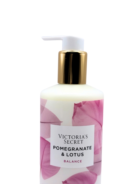 Парфюмированный лосьон для тела Victoria’s Secret Pomegranate & Lotus 1159813357 (Розовый, 341 g)