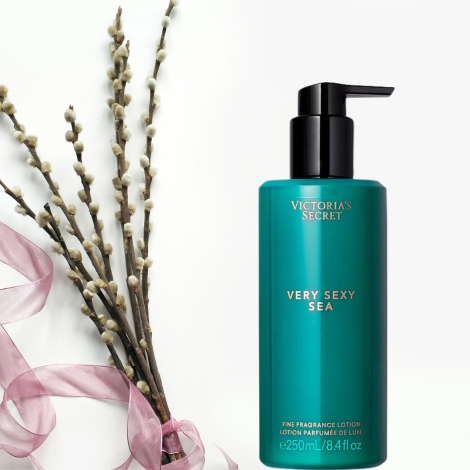 Парфумований лосьйон для тіла Victoria's Secret Very Sexy Sea 1159813661 (Зелений, 250 ml)