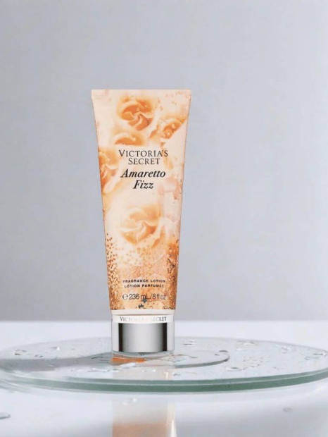 Парфюмированный лосьон для тела Amaretto Fizz Victoria's Secret 1159838084 (Бежевый 236 ml)