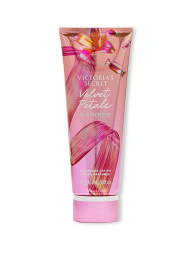 Парфюмированный лосьон для тела Velvet Petals Candied Victoria’s Secret 1159833639 (Розовый 236 ml)