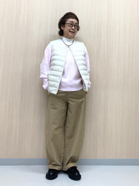 Жилет Uniqlo с технологией PUFFTECH 1159862210 (Молочный M)