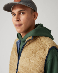 Мужская жилетка из экомеха Levi's безрукавка 1159847654 (Бежевый XXL)