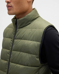 Мужская жилетка GAP безрукавка 1159853158 (Зеленый L)