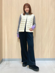 Жилет Uniqlo с технологией PUFFTECH 1159862210 (Молочный M)