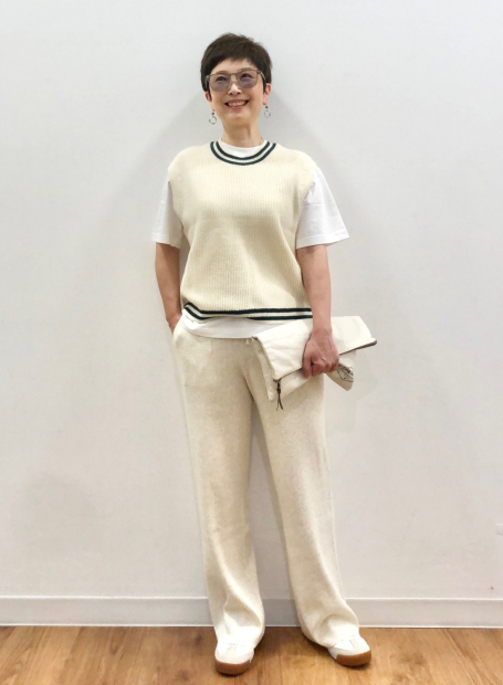 Вязаная жилетка UNIQLO 1159846835 (Молочный M)