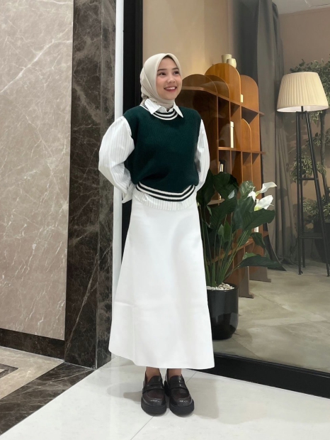 В'язана жилетка UNIQLO 1159849433 (Зелений M)